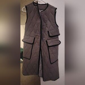 Quilted Sleeveless Vest with Black Trim